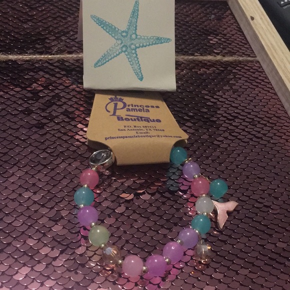 🔵Mermaid Tail Multicolor Beaded Bracelet - Picture 8 of 8